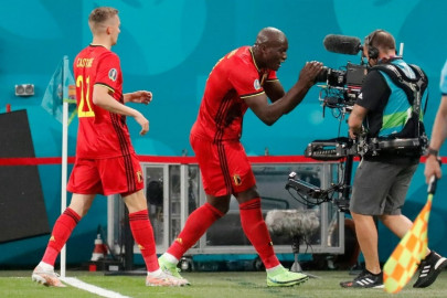 lukaku urges eriksen to stay strong as belgium make winning start to euro 2020 lukaku urges eriksen to stay strong as belgium make winning start to euro 2020
