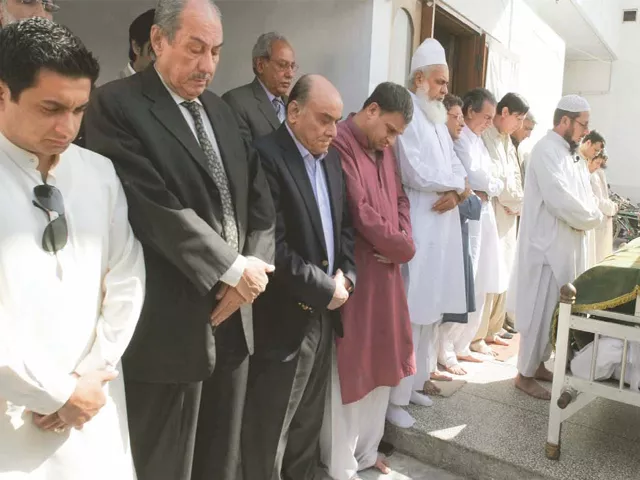 city s big names and small attend funeral for media icon mohammad ahmed zuberi city s big names and small attend funeral for media icon mohammad ahmed zuberi