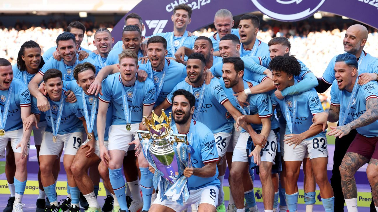 Photo of Man City celebrate title glory with Chelsea win