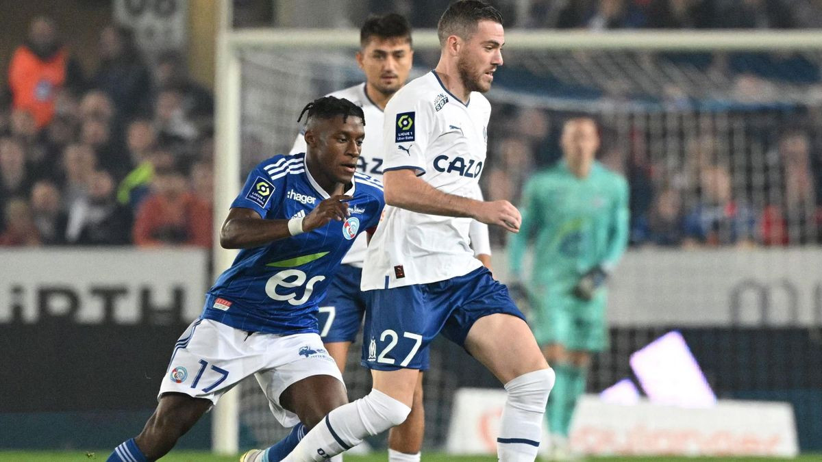 Photo of Marseille suffer late collapse in Strasbourg draw