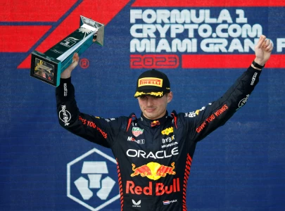 verstappen roars back to win miami grand prix