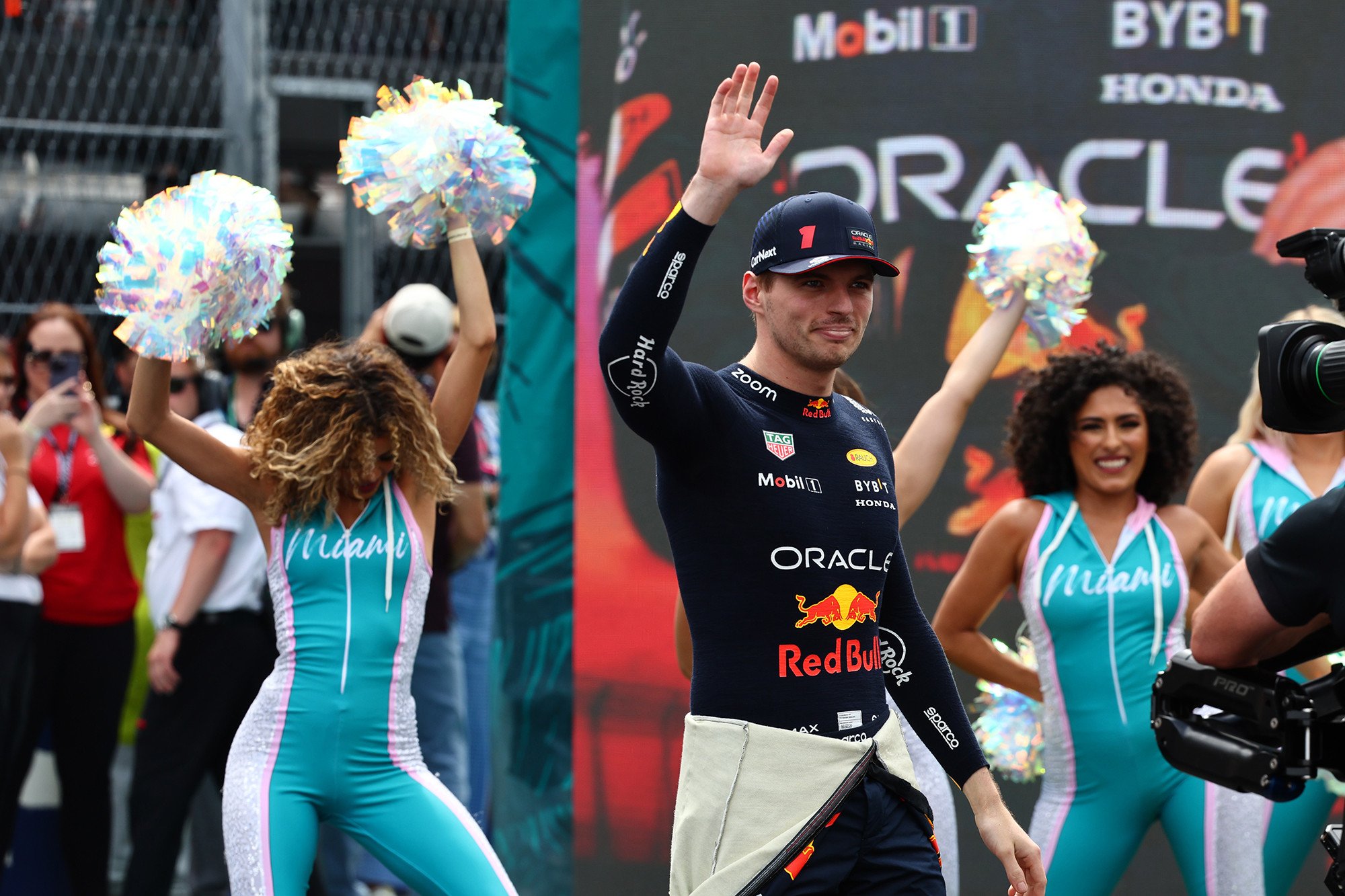 Photo of F1 drivers unimpressed by American style intros in Miami