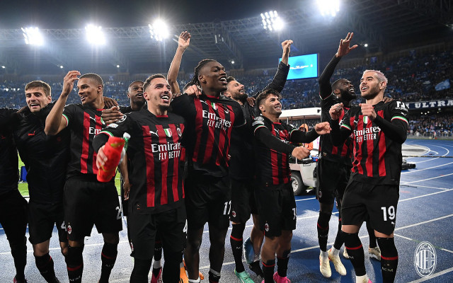 giroud seals milan s passage past napoli into semis giroud seals milan s passage past napoli into semis