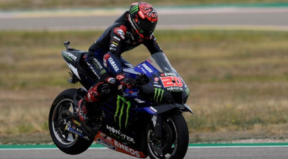 super hot motogp title race enters japan