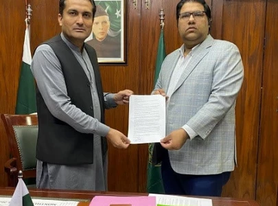 mqm p lawmaker submits resolution seeking compensation for street crime victims