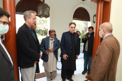 mqm shehbaz meeting provides grist for rumour mill