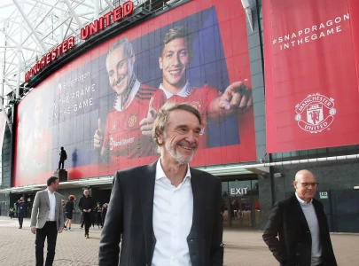 ratcliffe makes revised man utd offer