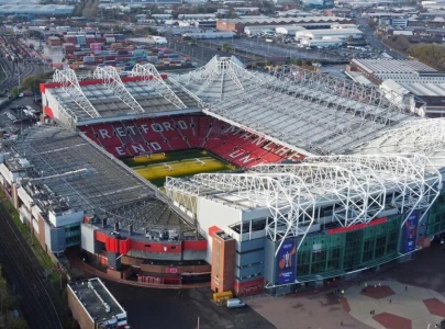 qatar s sheikh jassim withdraws bid to buy man utd qatar s sheikh jassim withdraws bid to buy man utd