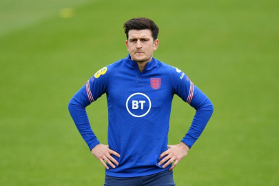 maguire fit for england return against scotland