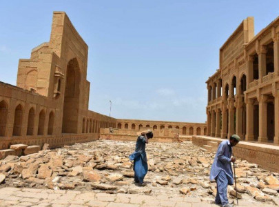 sindh govt rubbishes reports of sub standard work at makli