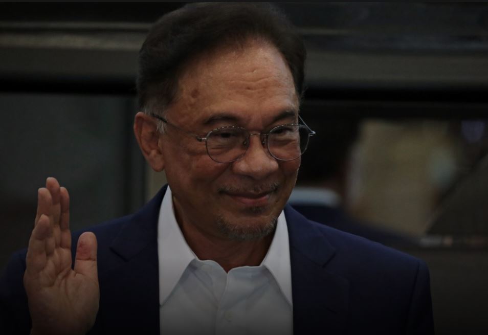 malaysia s opposition leader anwar ibrahim photo reuters