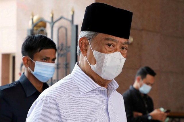 malaysia s pm faces calls to quit after failed bid for emergency rule malaysia s pm faces calls to quit after failed bid for emergency rule