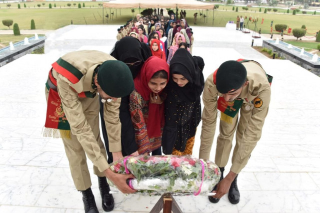 students faculty spend day at malir garrison students faculty spend day at malir garrison
