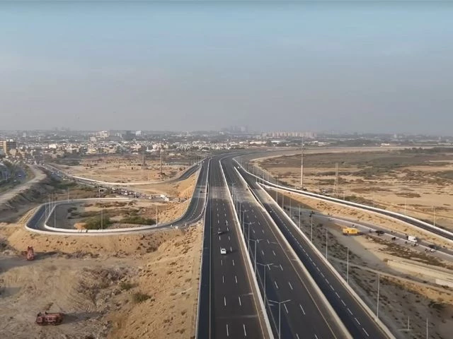 partial section of malir expressway in karachi opens to traffic partial section of malir expressway in karachi opens to traffic
