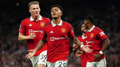 ten hag hails man utd s attitude in liverpool win