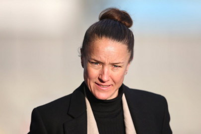 man utd women boss stoney apologises for players trip to dubai man utd women boss stoney apologises for players trip to dubai