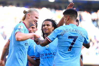 haaland strikes again as man city go top haaland strikes again as man city go top