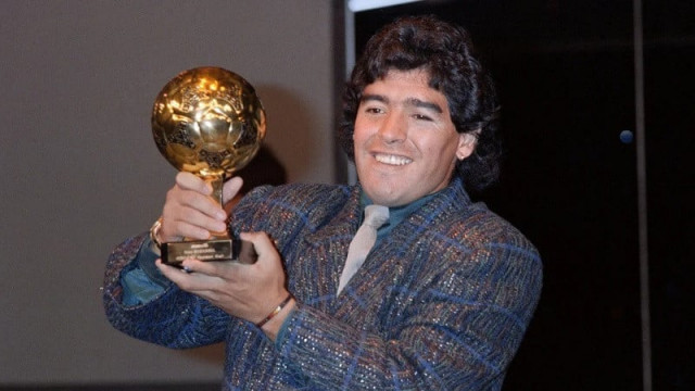maradona received with the golden ball award in paris after the 1986 world cup photo afp maradona received with the golden ball award in paris after the 1986 world cup photo afp