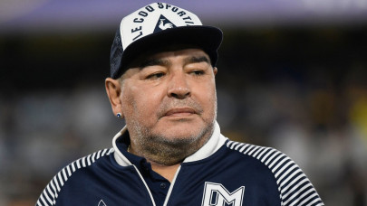 maradona s doctor not in charge of icon s final days lawyer