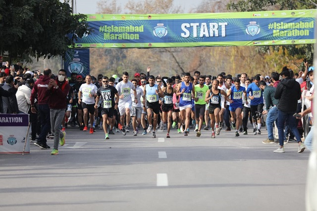 the marathon had multiple categories including 42 2 km 21 1 km and a 10 km to five km slot as well as a special category slot for children under the age of 14 photo express