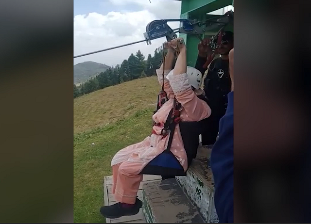 marriyum aurangzeb enjoys malam jabba zip line ahead of pdm rally marriyum aurangzeb enjoys malam jabba zip line ahead of pdm rally
