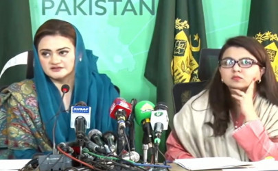 govt revives laptop easy loan schemes for youth