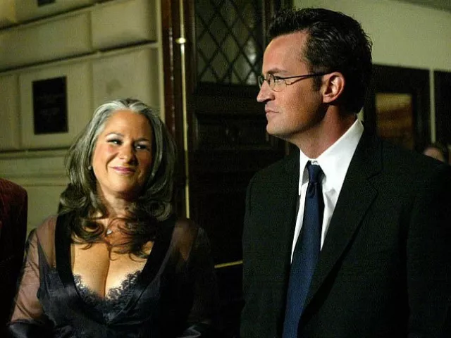 friends creator marta kauffman urges matthew perry fans to focus on actor s life instead of death friends creator marta kauffman urges matthew perry fans to focus on actor s life instead of death
