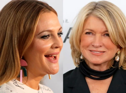 martha stewart pushes away drew barrymore during touchy feely interview moment