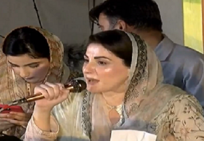 imran begged establishment zardari to save his govt maryam