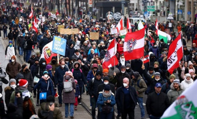 more than 40 000 march in vienna against coronavirus lockdown more than 40 000 march in vienna against coronavirus lockdown