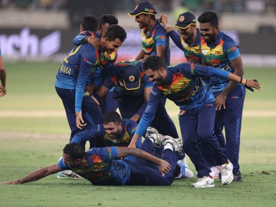 sri lanka trounce pakistan to lift asia cup for sixth time sri lanka trounce pakistan to lift asia cup for sixth time