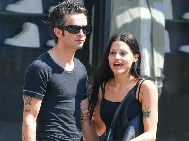 matt healy and gabbriette bechtel in september 2023 photo theimagedirect com matt healy and gabbriette bechtel in september 2023 photo theimagedirect com