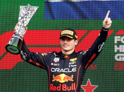 verstappen shrugs off favourite tag for 2023 season verstappen shrugs off favourite tag for 2023 season