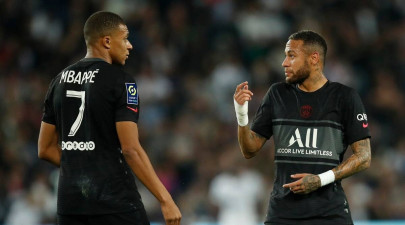 mbappe not ruling out psg stay