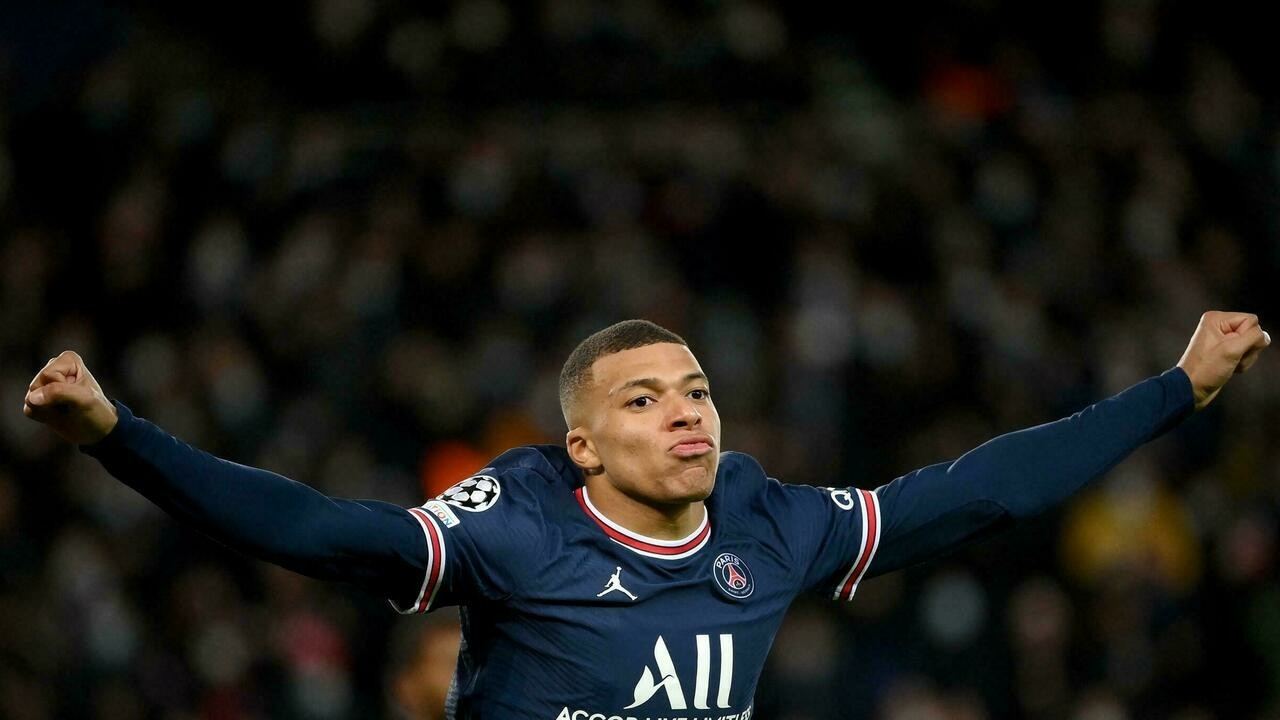 Photo of Mbappe relaxed over topping Platini's France goal total