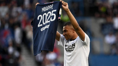 mbappe very happy to stay at psg mbappe very happy to stay at psg