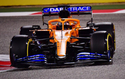 mclaren selling minority stake in f1 team