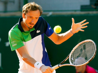 medvedev says he s no french open favourite