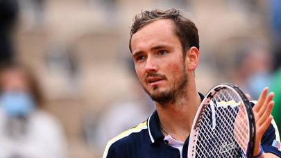 french open organisers picked amazon over people medvedev french open organisers picked amazon over people medvedev