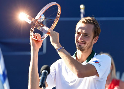 medvedev dominates opelka to win atp toronto masters medvedev dominates opelka to win atp toronto masters