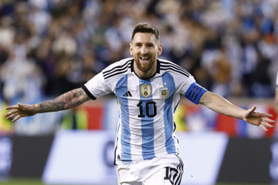 last chance for messi to match maradona last chance for messi to match maradona