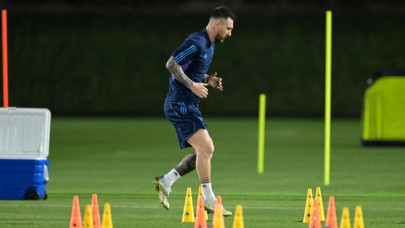 psg to discuss messi contract after world cup psg to discuss messi contract after world cup