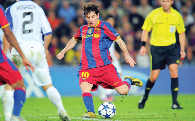 football argentina search for messi understudy