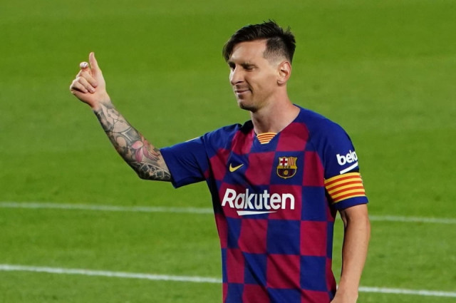 messi scores 700th goal but atletico draw hurts barca s title hopes messi scores 700th goal but atletico draw hurts barca s title hopes