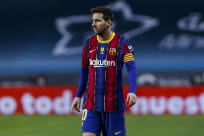 barca s messi given two game ban for super cup red card
