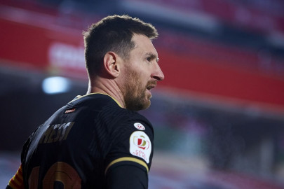 messi happy again at barcelona says koeman messi happy again at barcelona says koeman