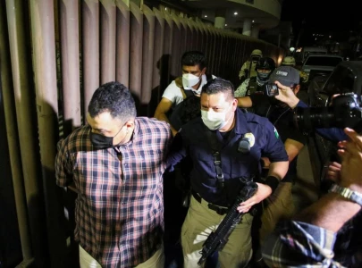 11 people arrested after attempted shooting of mexican journalist