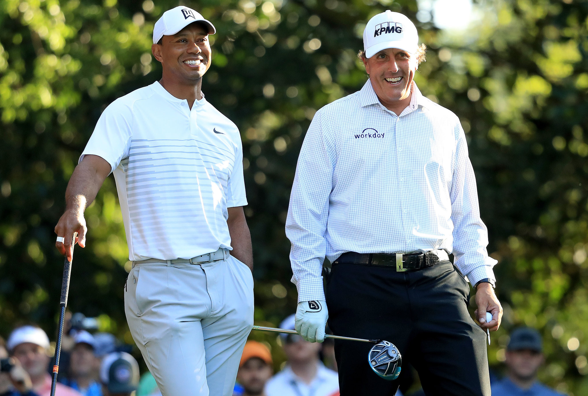 Photo of Tiger rips 'polarizing' Mickelson over LIV Golf