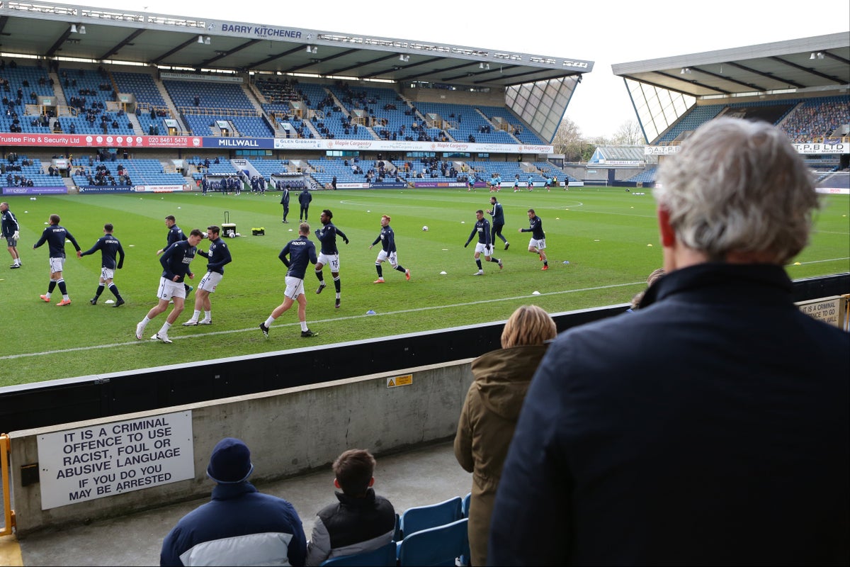 fa condemns millwall fans for booing players as they take a knee