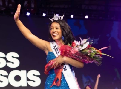 miss kansas alexis smith declares her abuser is not going to stop her from taking the stage miss kansas alexis smith declares her abuser is not going to stop her from taking the stage